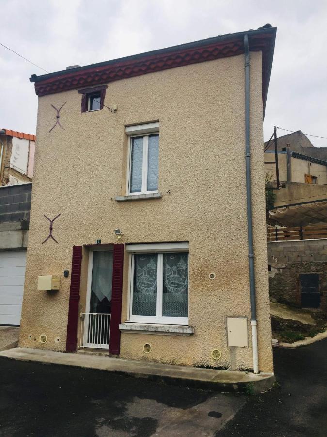 Petite Maison Au Coeur De L Auvergne Jumeaux Bagian luar foto
